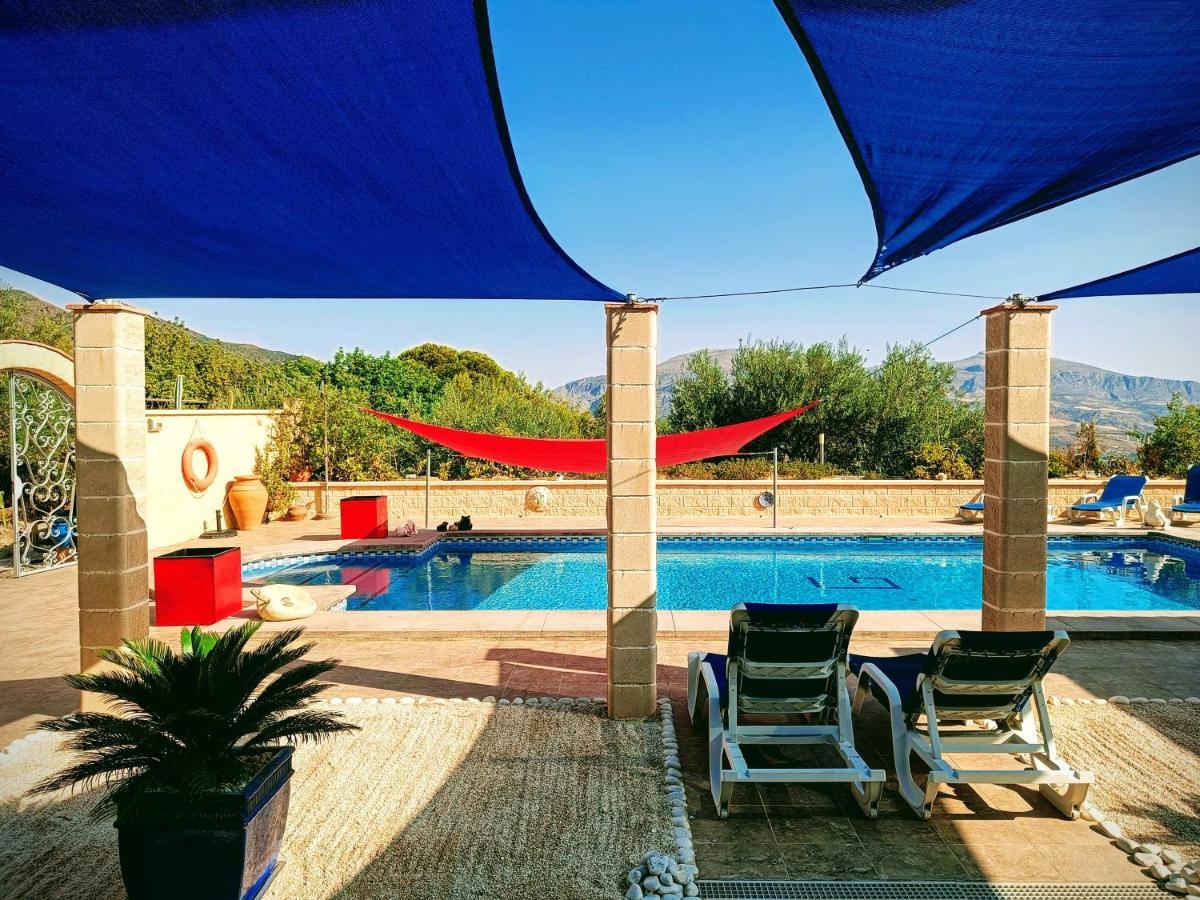 Casa Serenity Эль-Чорро Экстерьер фото